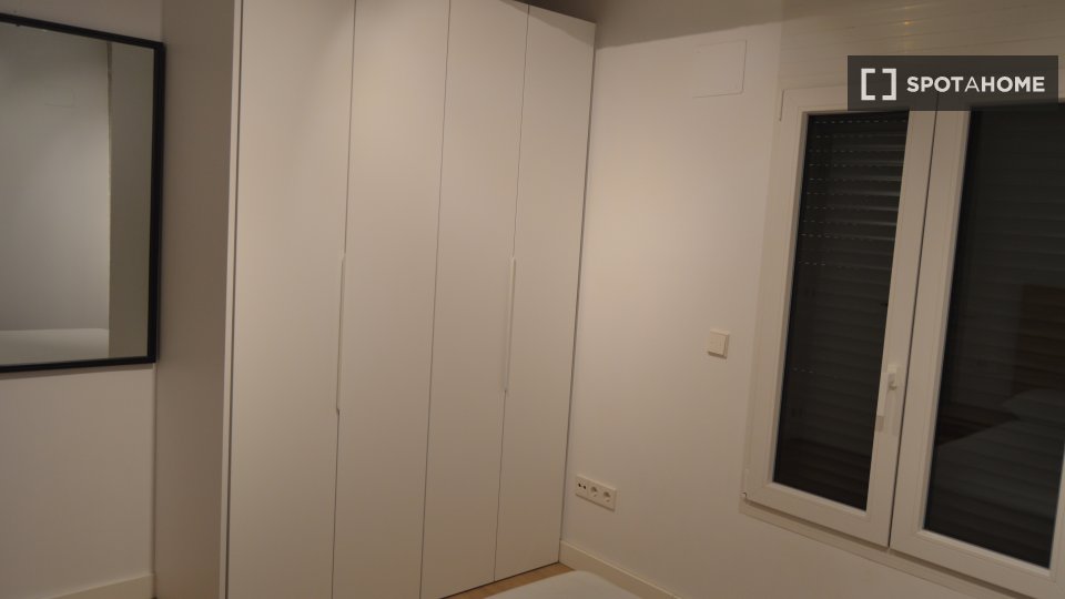 Apartment Valencia, 2 beds — photo 17