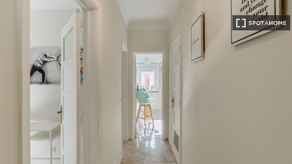 Apartment Lisbon, 2 beds — photo 15