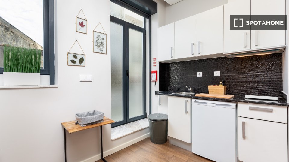 Apartment Porto, 1 bed, 40m² — photo 9