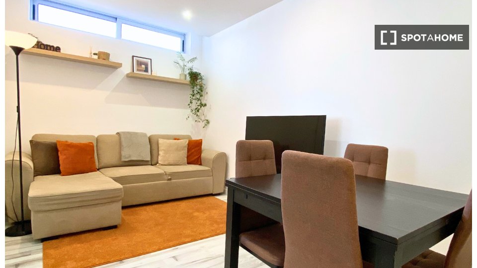 Apartment Porto, 2 beds, 66m² — photo 17