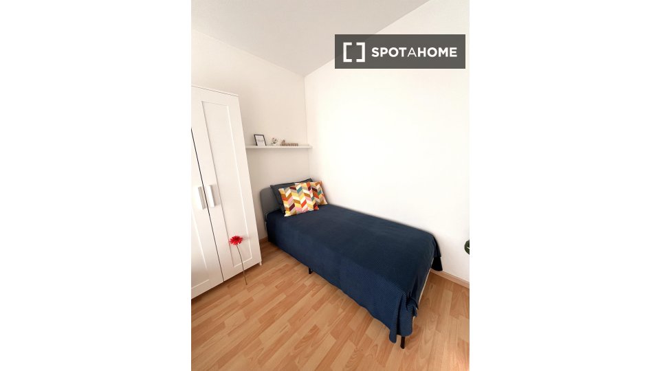 Double room Trento, 1 bed — photo 12
