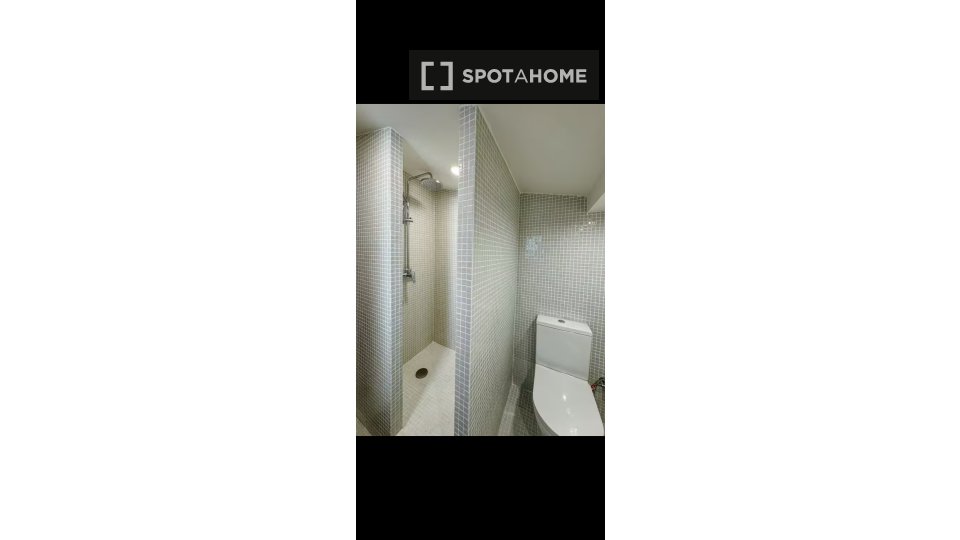 Apartment Barcelona, 1 bed, 40m² — photo 9