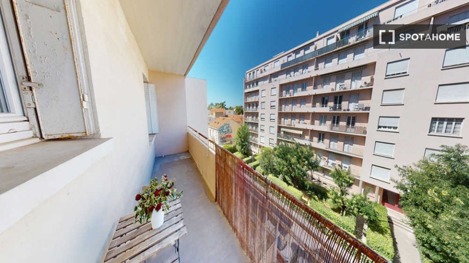 Double room Montpellier, 4 beds, 90m² — photo 18