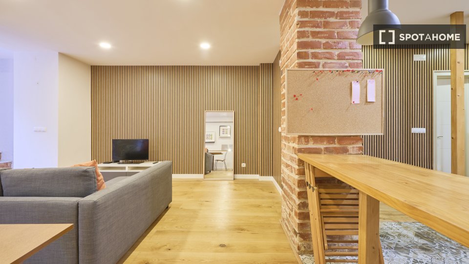 Apartment Lisbon, 2 beds, 65m² — photo 12