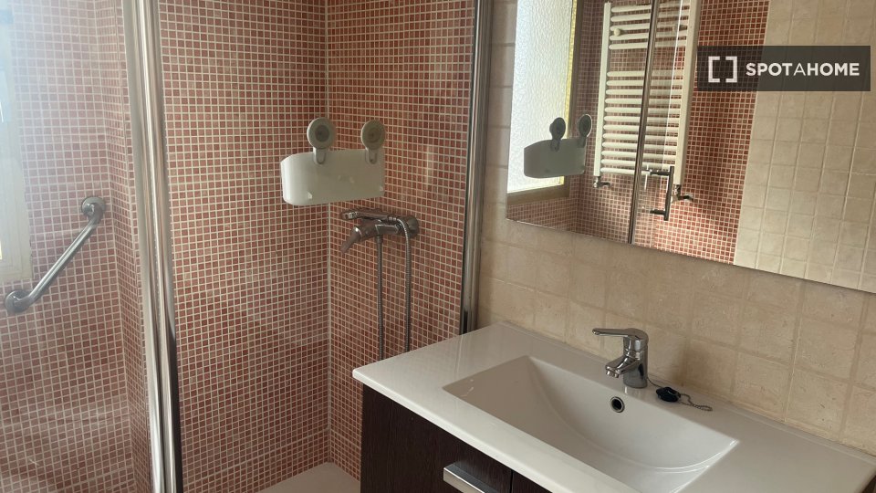 Apartment Madrid, 2 beds — photo 4