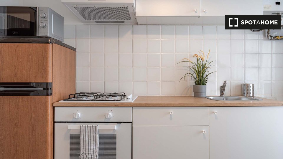 Double room Milan, 4 beds, 90m² — photo 4