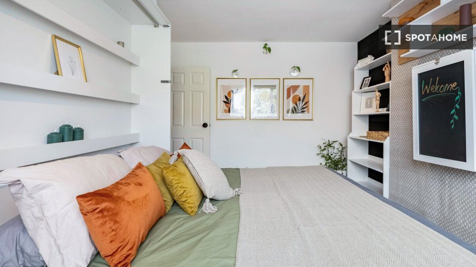 Apartment London, 4 beds — photo 11