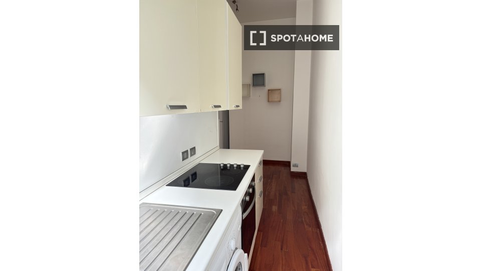 Apartment Milan, 1 bed, 47m² — photo 5
