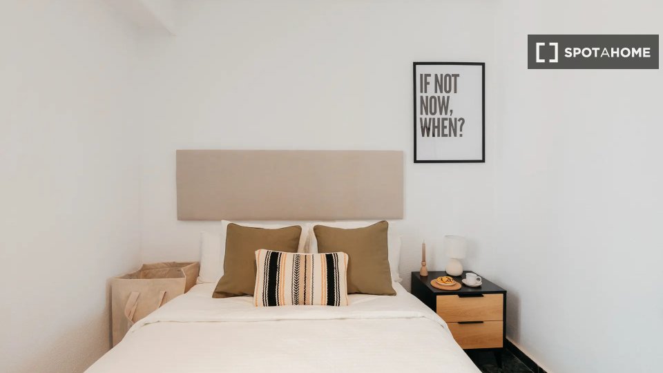 Double room Valencia, 6 beds — photo 11