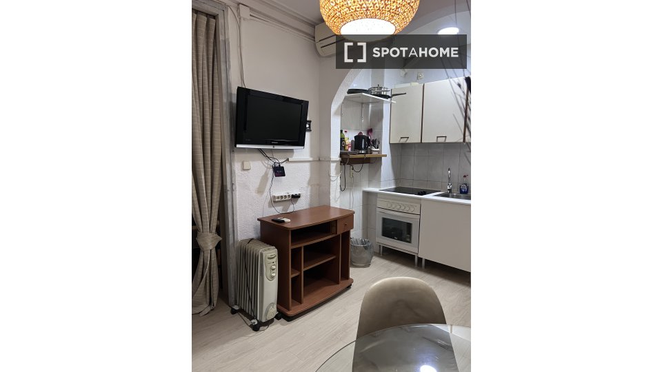 Apartment mono Barcelona, 25m² — photo 11