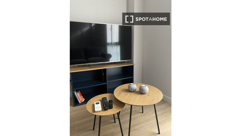 Apartment Madrid, 2 beds, 60m² — photo 18