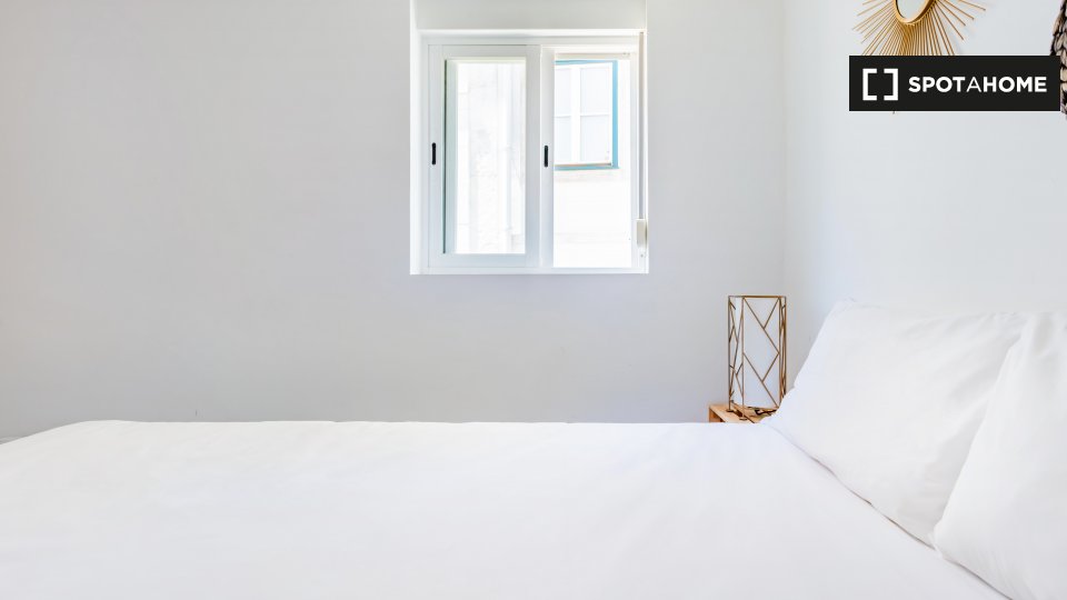Apartment Lisbon, 2 beds — photo 15