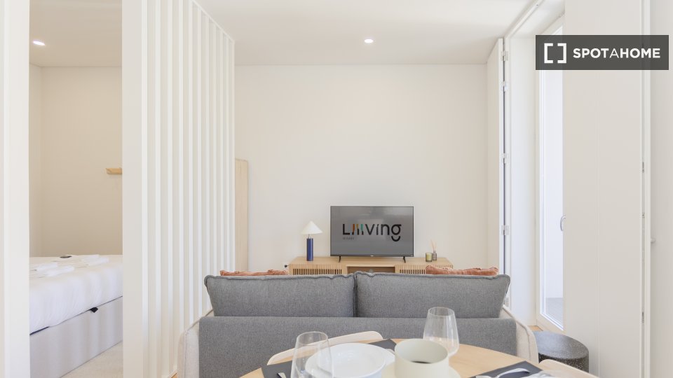 Apartment Porto, 1 bed, 60m² — photo 15