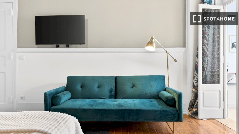 Double room Lisbon, 5 beds — photo 3