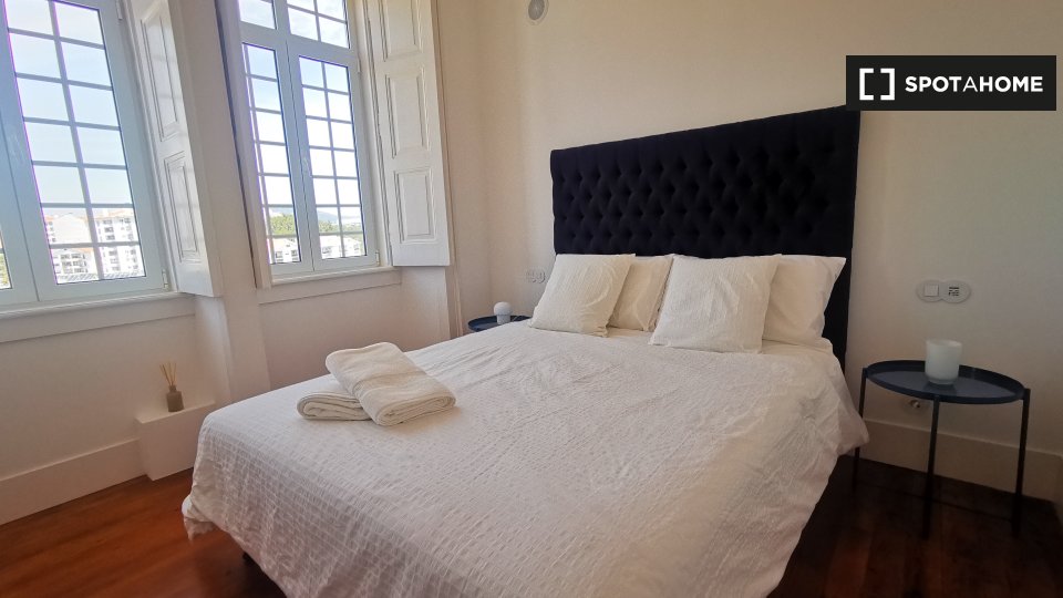 Apartment Lisbon, 3 beds, 150m² — photo 13