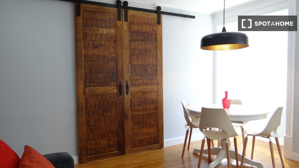 Apartment Lisbon, 2 beds — photo 9