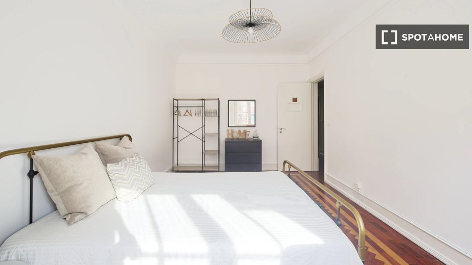 Double room Lisbon, 7 beds — photo 3