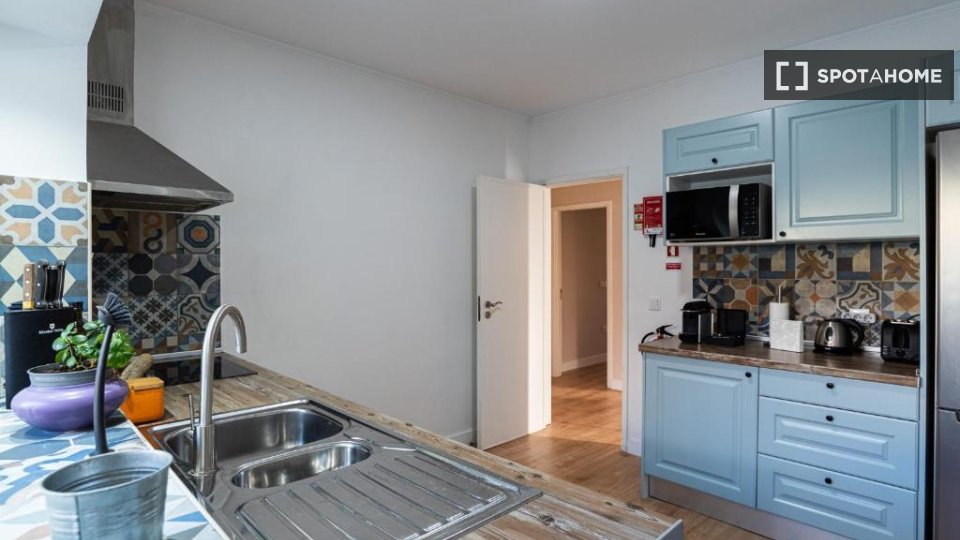 Apartment Porto, 2 beds, 80m² — photo 13
