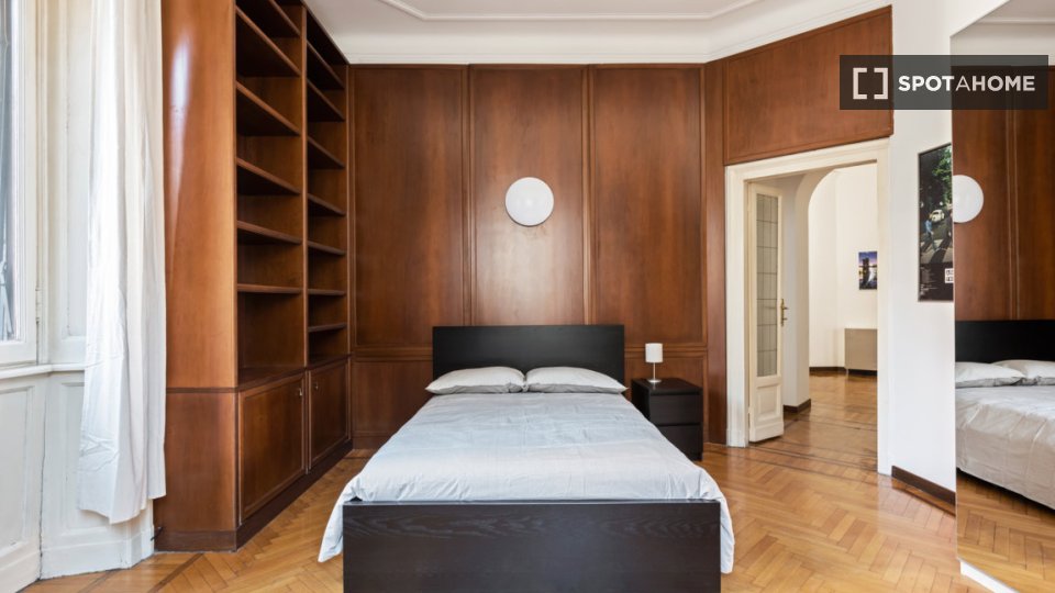 Double room Milan, 10 beds, 234m² — photo 2
