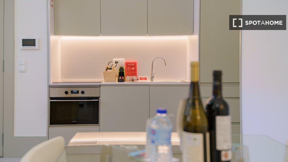 Apartment Porto, 1 bed, 36m² — photo 10