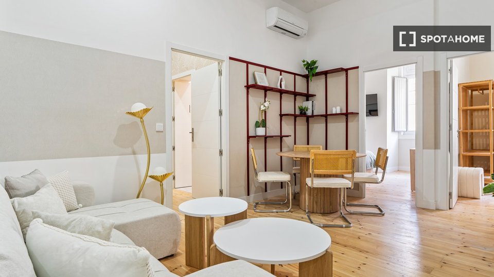 Double room Lisbon, 6 beds — photo 34