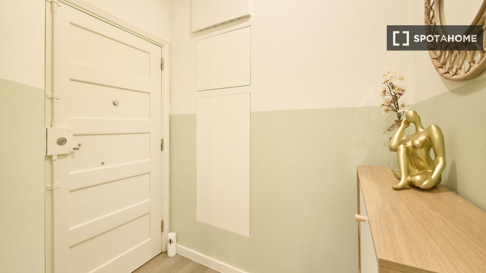 Double room Lisbon, 4 beds — photo 16