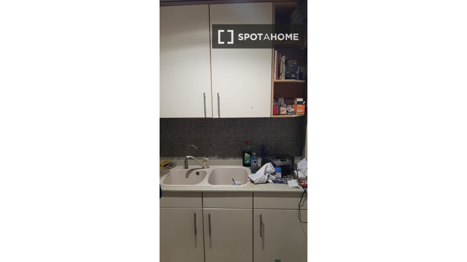 Double room Barcelona, 2 beds, 65m² — photo 12