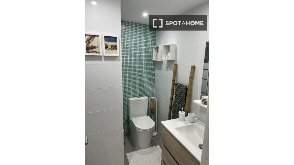 Apartment mono Lisbon, 50m² — photo 17