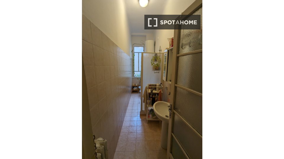 Double room Milan, 2 beds, 80m² — photo 6