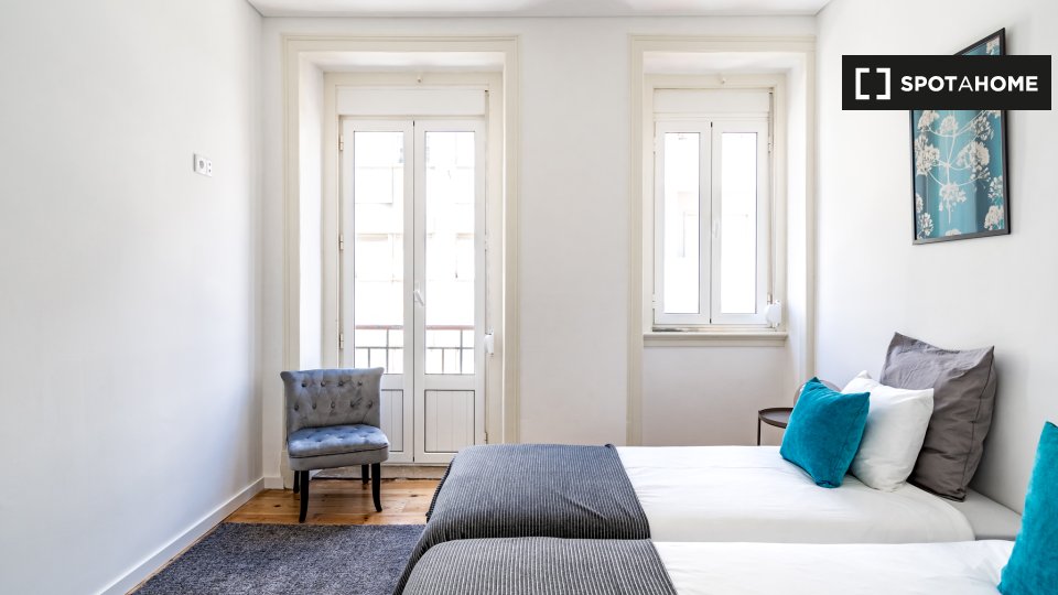 Apartment Lisbon, 2 beds — photo 15