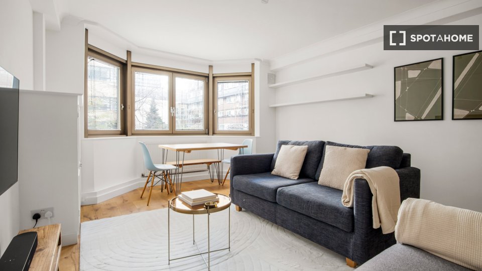 Apartment London, 1 bed — photo 1