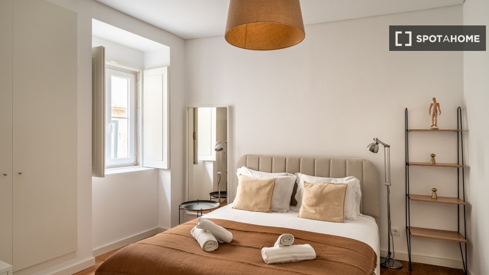 Apartment mono Lisbon, 52m² — photo 17