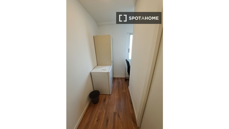 Double room Valencia, 4 beds, 75m² — photo 1