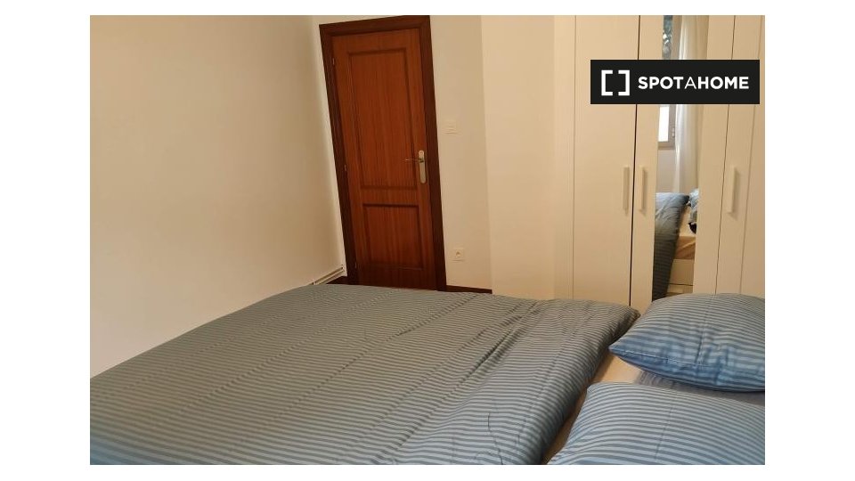 Apartment Bilbao, 4 beds — photo 19