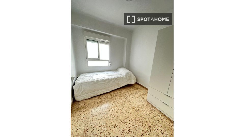 Chambre double Valence, 5 chambres — photo 7