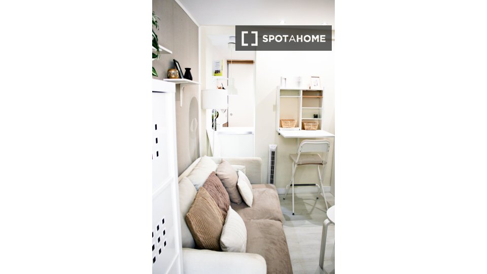 Apartment Lisbon, 1 bed, 32m² — photo 38