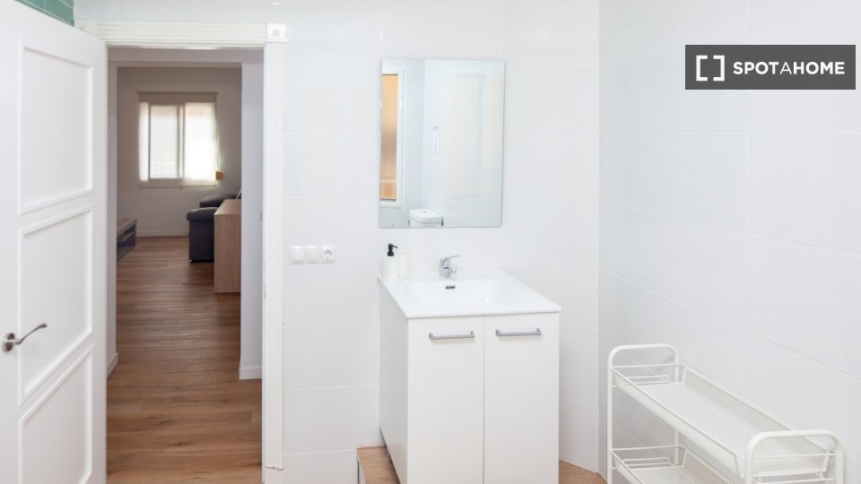 Double room Valencia, 5 beds — photo 15