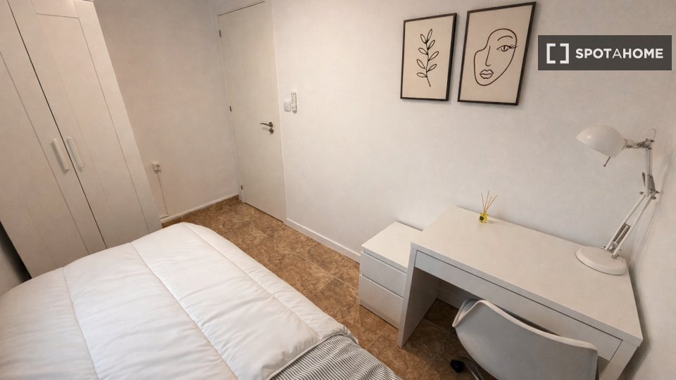 Double room Valencia, 4 beds — photo 1