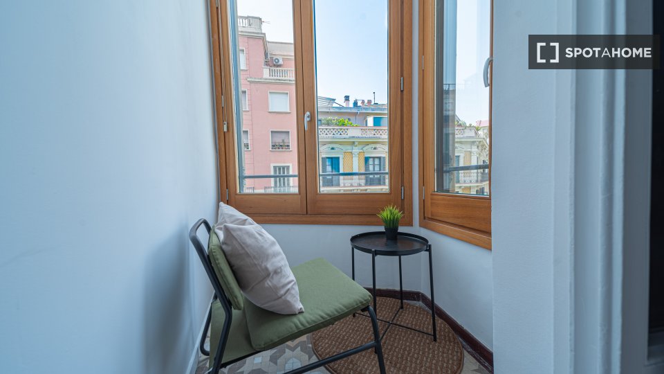Double room Barcelona, 8 beds, 190m² — photo 5