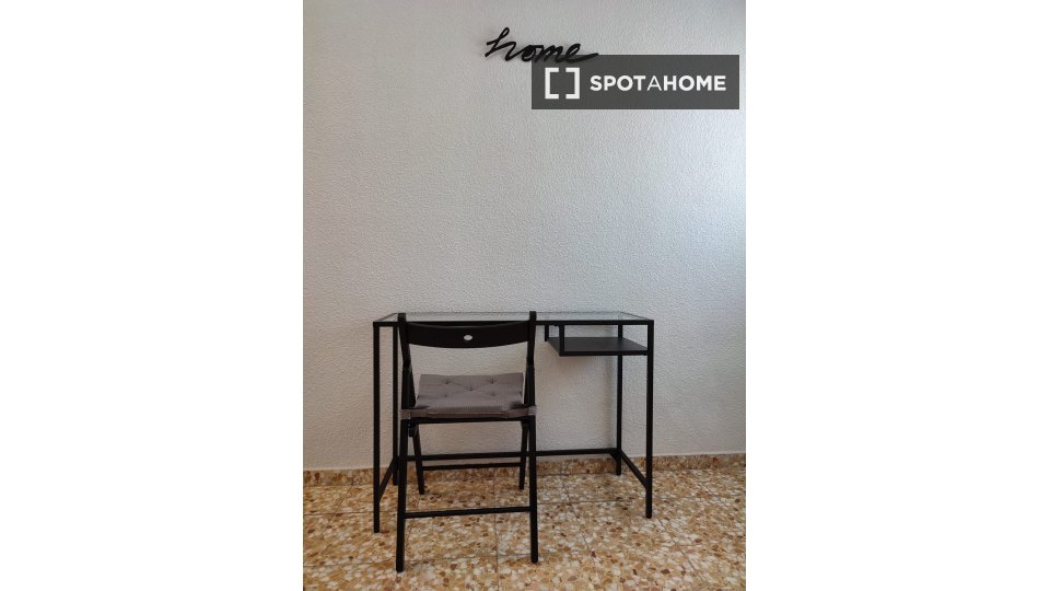 Chambre double Madrid, 4 chambres — photo 12