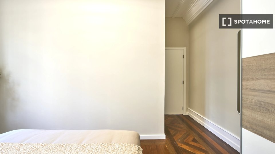Double room Lisbon, 10 beds — photo 5