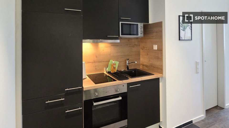 Apartment Frankfurt, 1 bed, 28m² — photo 5