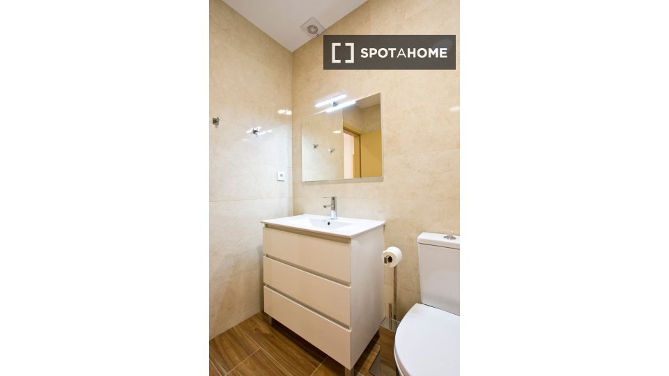 Apartment Porto, 1 bed — photo 1