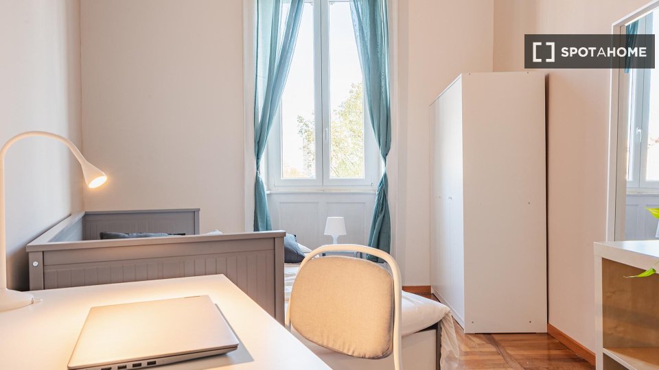 Double room Milan, 5 beds — photo 7