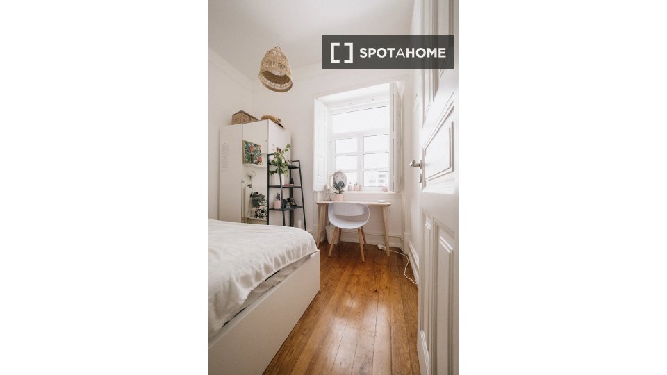 Double room Lisbon, 7 beds — photo 5