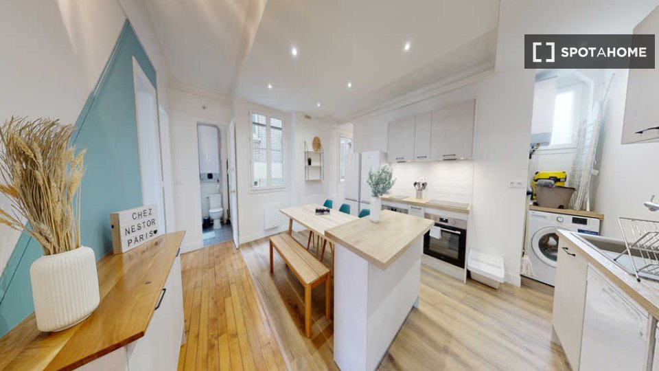 Double room Paris, 9 beds, 160m² — photo 6