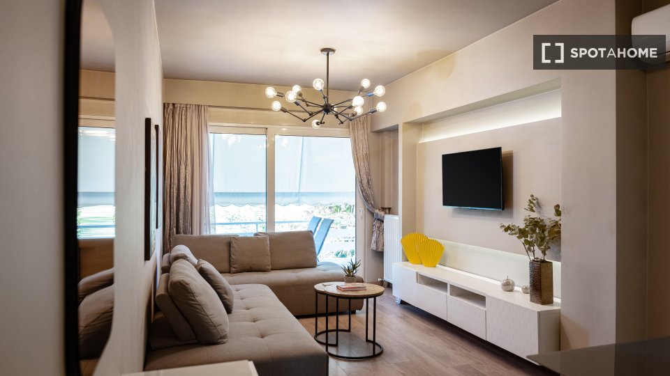 Apartment mono Athens, 57m² — photo 1