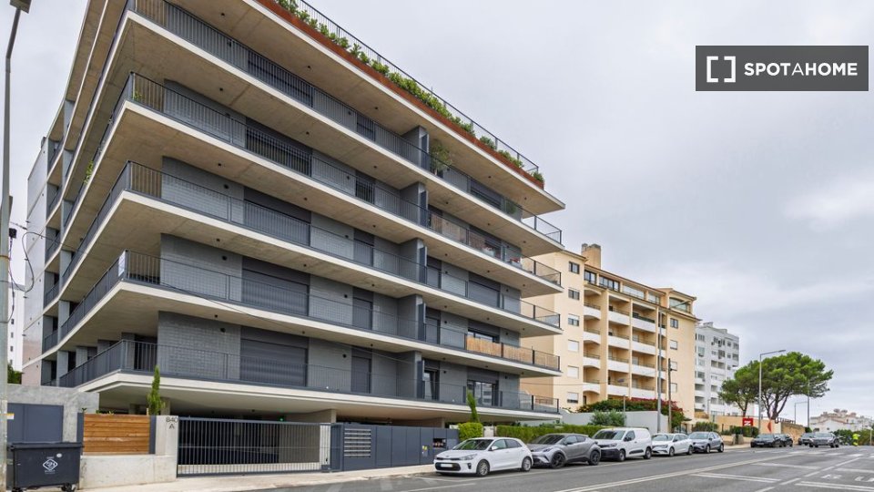 Apartment Lisbon, 3 beds — photo 13