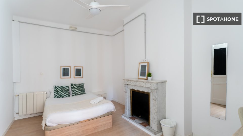Double room Madrid, 10 beds — photo 39