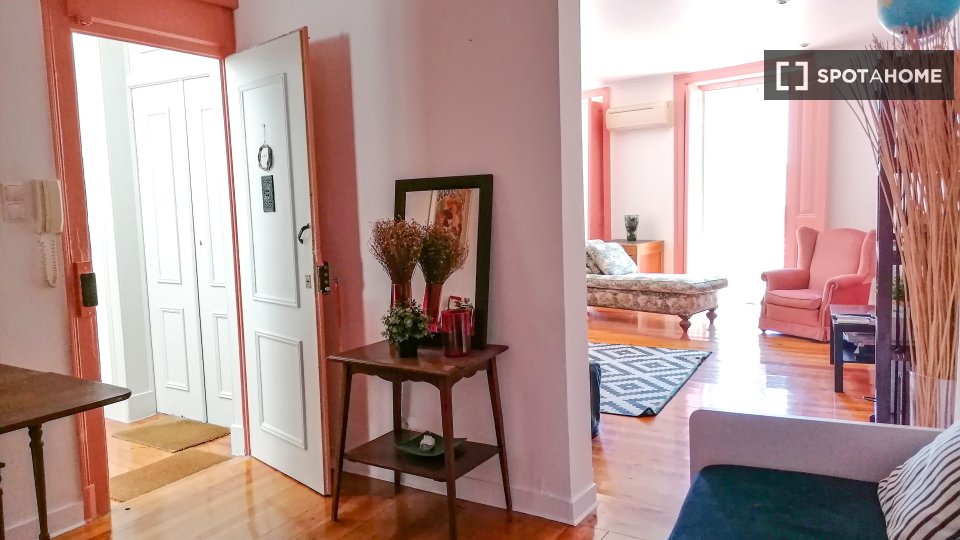 Apartment mono Lisbon, 80m² — photo 8